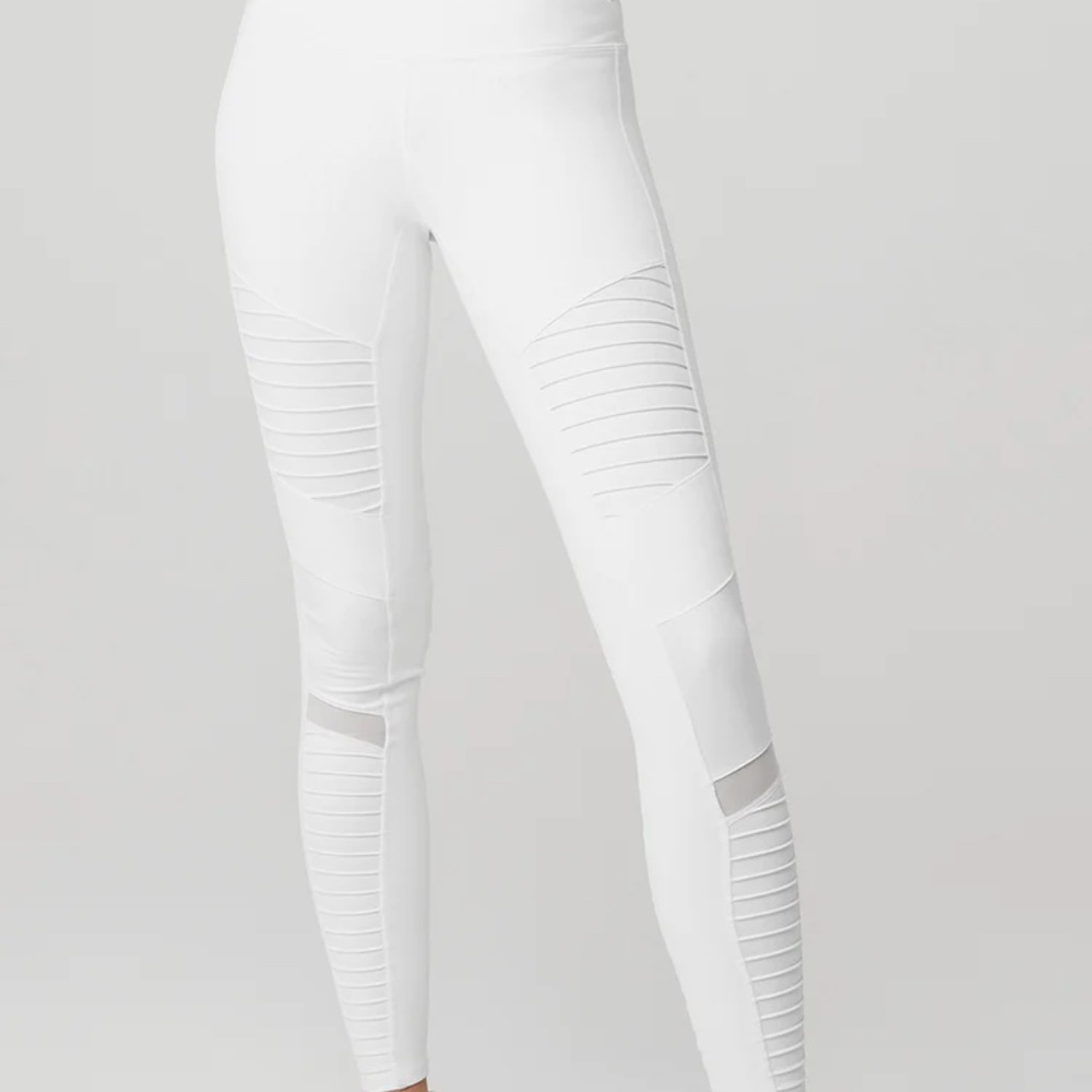 ALO Yoga High-Waist Moto Legging in White S